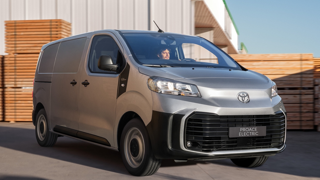 toyota-PROACE-WORKER-2026-spotlight_1280x1280_v2_2